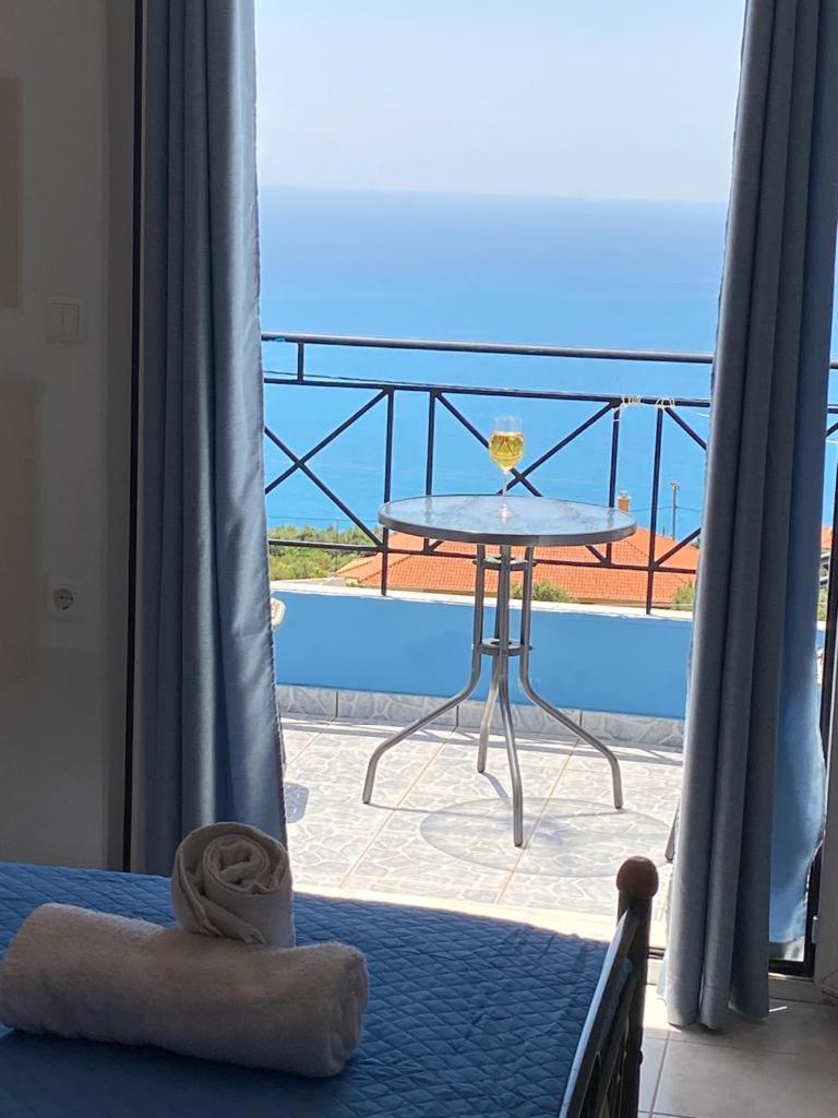 Casa De Blue Apartment Лурдата Екстериор снимка