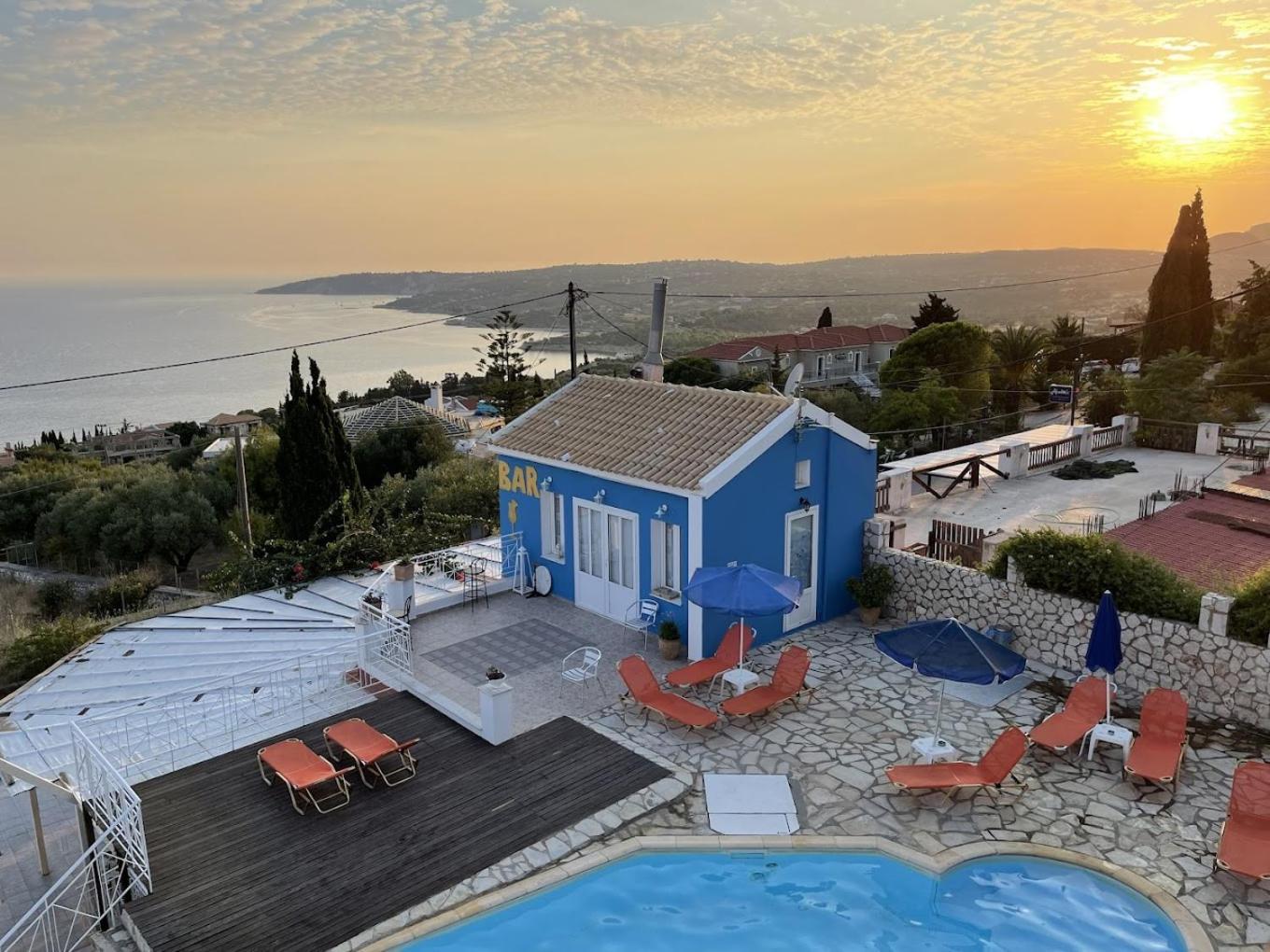 Casa De Blue Apartment Лурдата Екстериор снимка