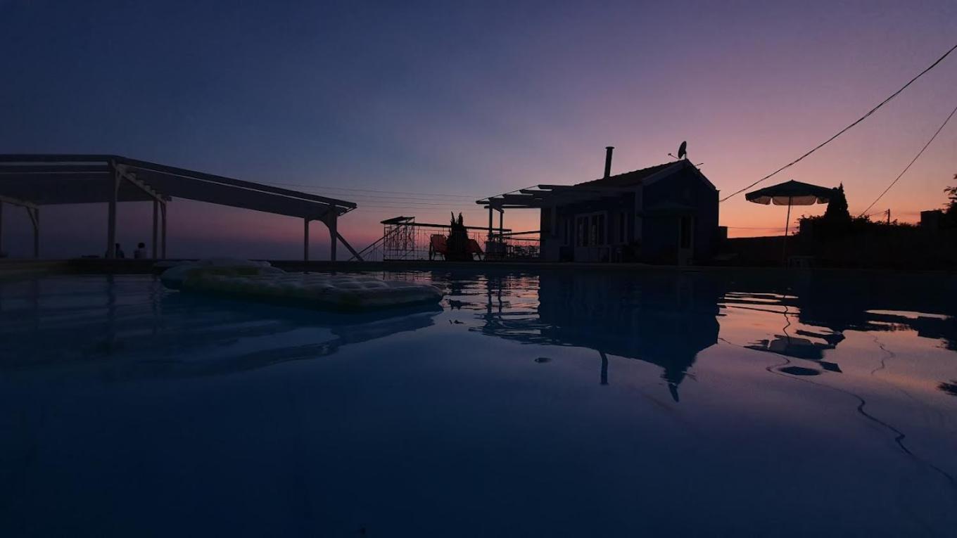 Casa De Blue Apartment Лурдата Екстериор снимка